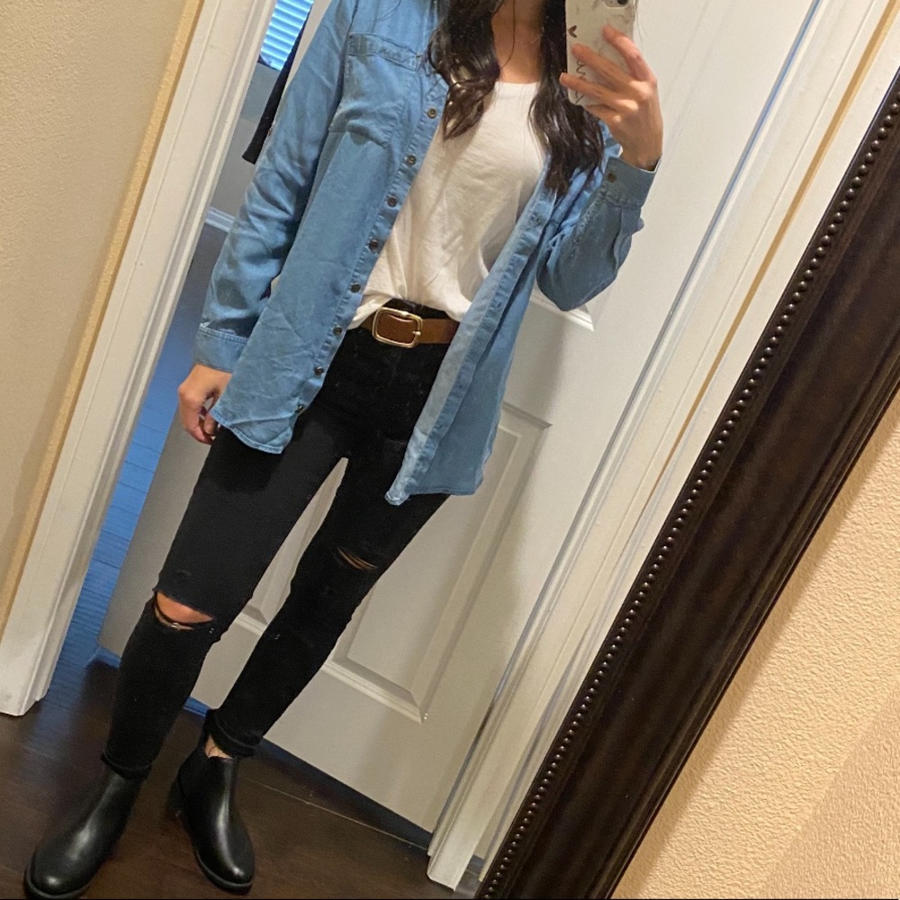 Lulus Button Down Top - image 2